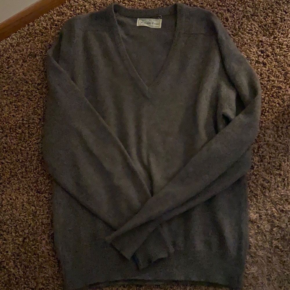 Vintage Cashmere Saks Fifth Avenue Grey Sweater
